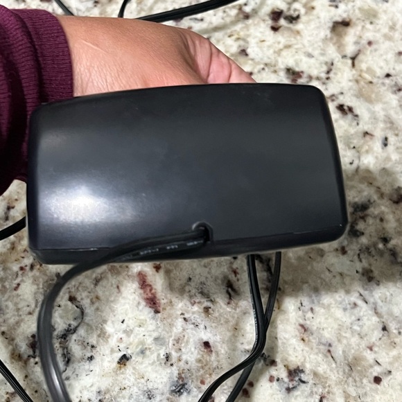 Black and Red Digital Alarm Clock with LED Display - Picture 3 of 4